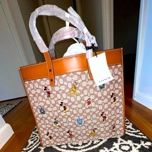 Disney X Coach Field Tote 40 In Signature Textile Jacquard